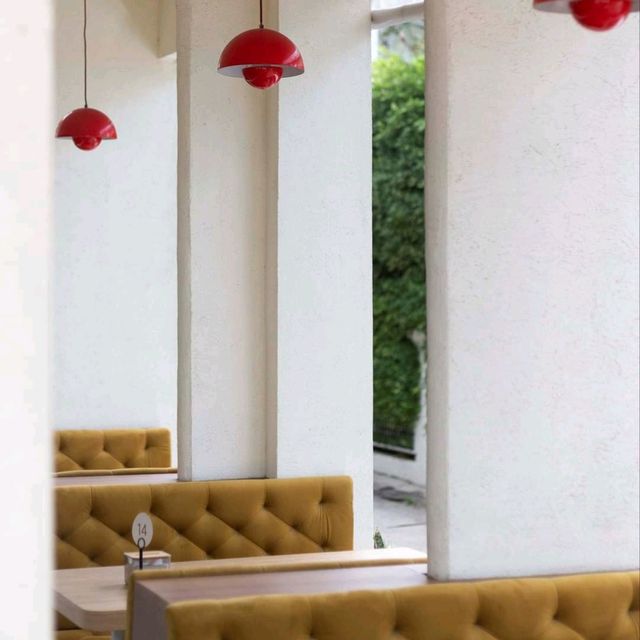 PEEPS Breakfast and Bar