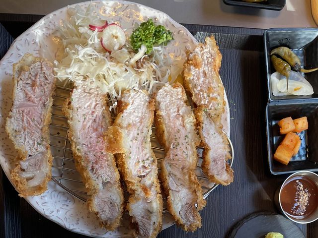 육즙 가득한 돈가스의 세계~ 안양 코끼리아프리카 까스까스