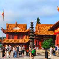 Magnificent Hongfa Temple