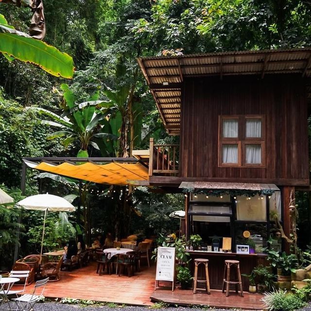 Claai café & eatery 