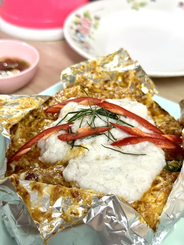 ร้านอาหารสมศักดิ์ ท่าแฉลบ 🍤🥘