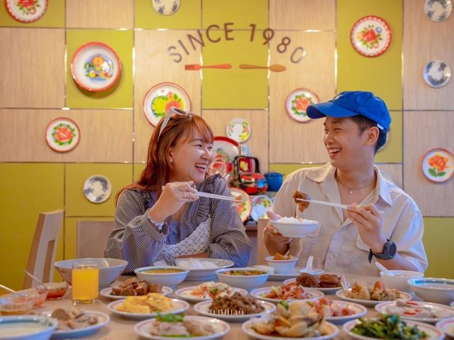  #บุฟเฟ่ต์ข้าวต้มกุ๊ยครัวเมอร์ลิน  🍲🫕