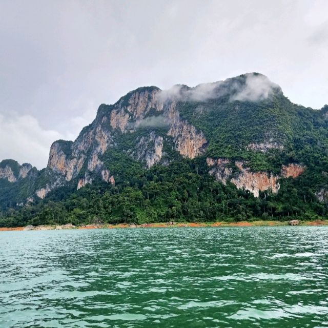 เขื่อนรัชชประภา สวยเกินคำบรรยาย