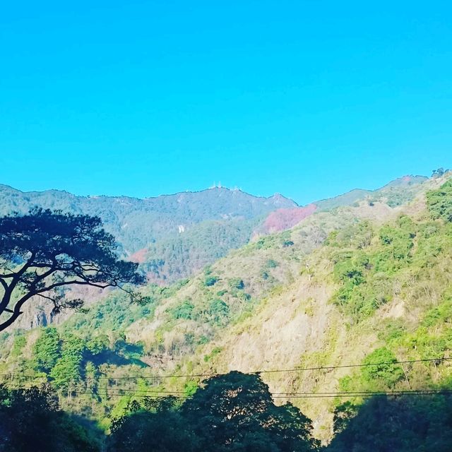 Baguio √