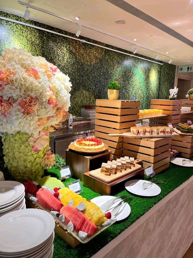 挪亞方舟酒店食「盛夏果漾海鮮自助晚餐」