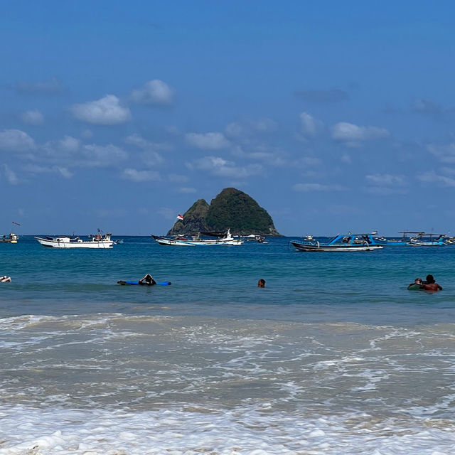 Selong Belanak Beach