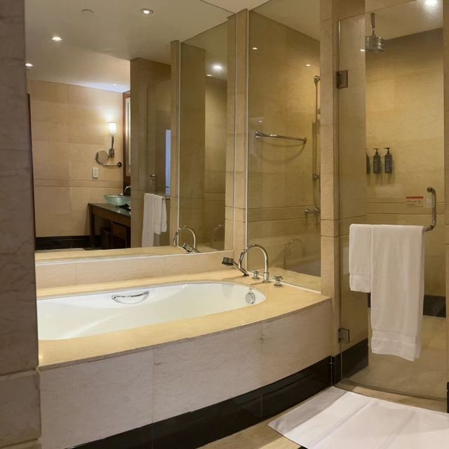 🏨🌇🌟 東莞喜來登大酒店🏨享受奢華與美景🏨🌇🌟🌙💼🍸