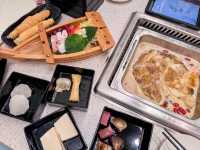 【來自新加坡的粉紅色主題夢幻火鍋放題店】