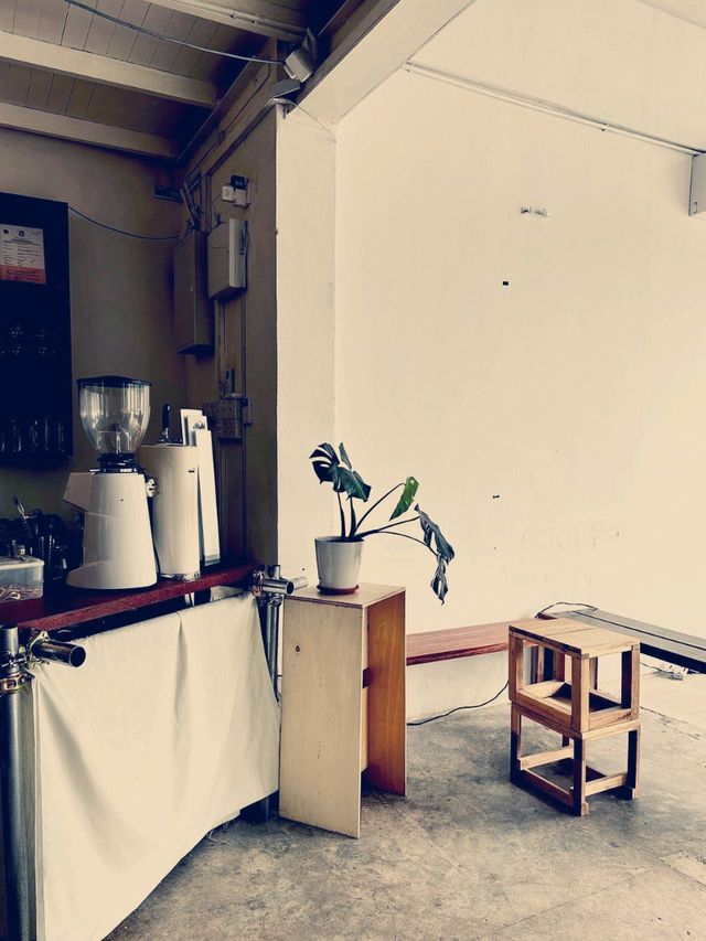 Pixel Coffee & Bakes