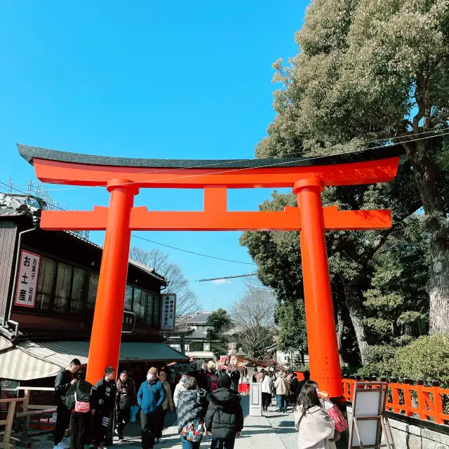 Memorable torii gates at the famous Kyoto Shinto s