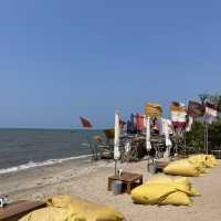 Sea you soon cafe’ : คาเฟ่ริมชายหาดบางแสน