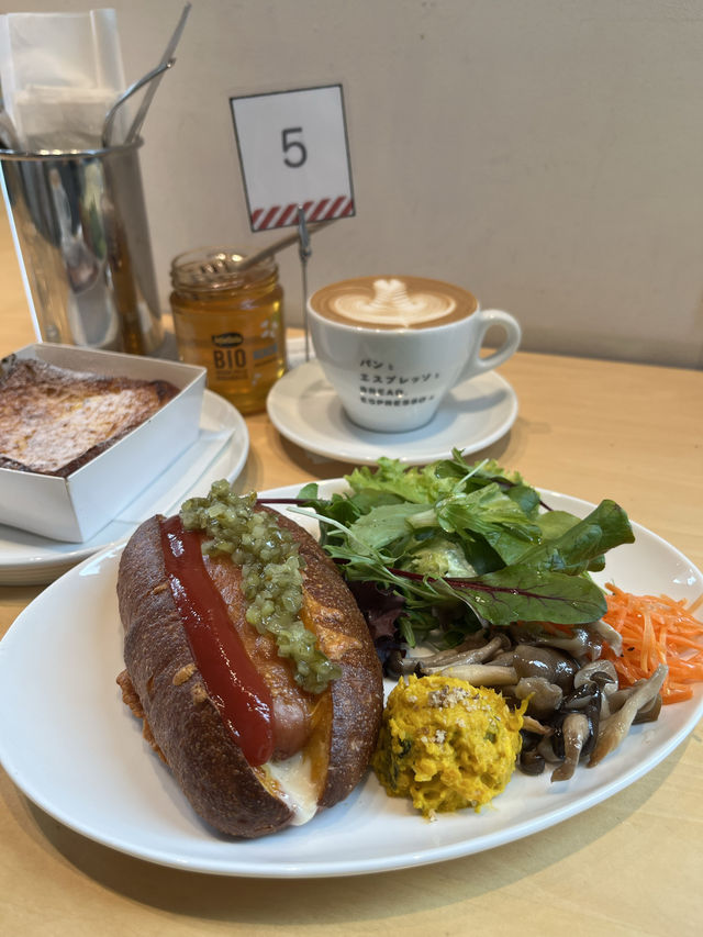 樂遊福岡。日式麵包cafe 🍞 必點明太子&法式西多士
