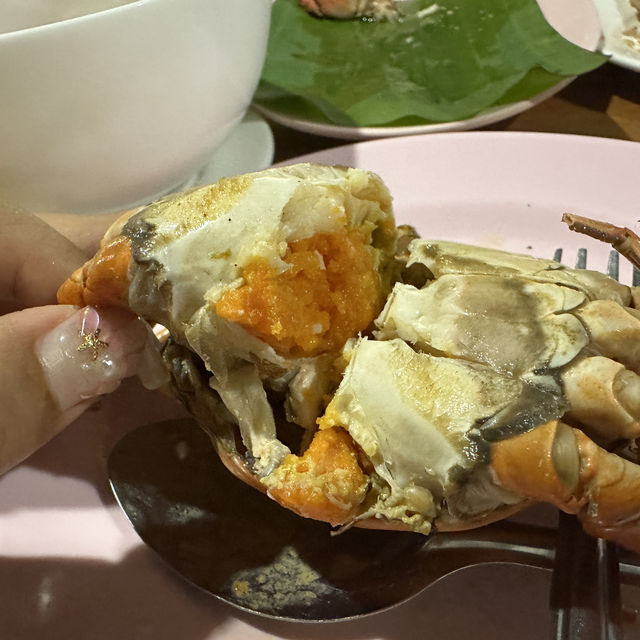 ธนภรปูไข่ บุฟเฟ่ต์อาหารทะเลจุใจ
