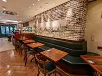 日本京都-白年麵包烘焙老店：進進堂