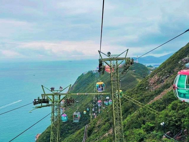 🌊 Visit Ocean Park Hong Kong