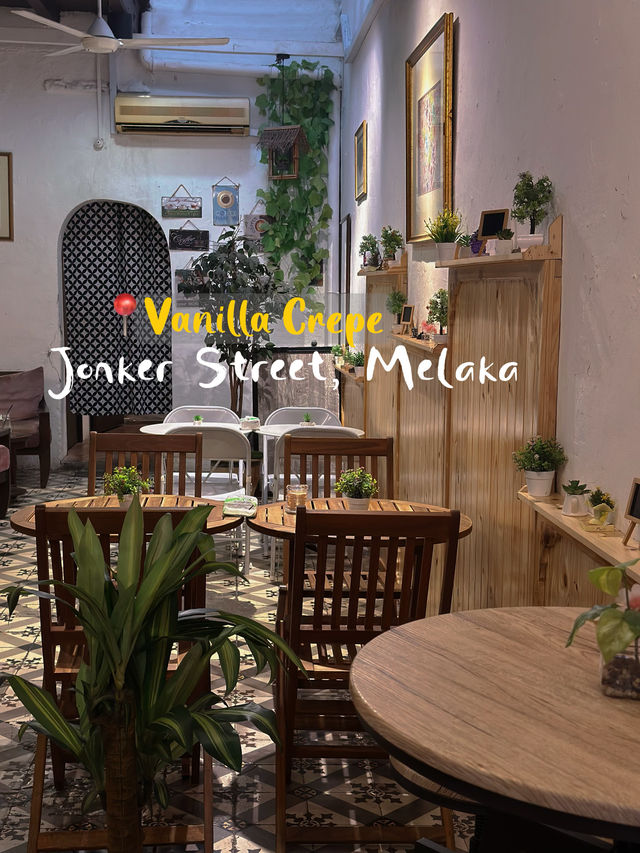 Cute Little Crepe Cafe in Jonker Street
