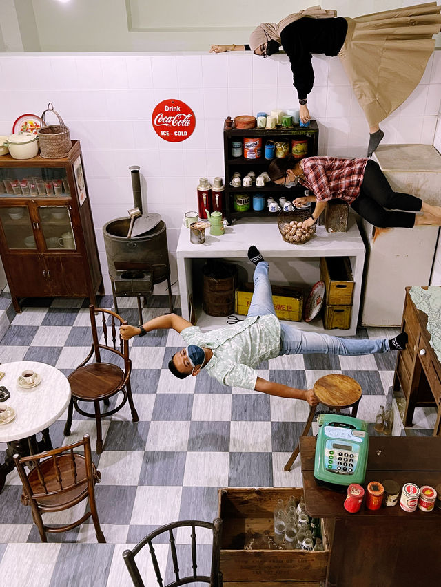 UPSIDE DOWN MUSEUM PENANG