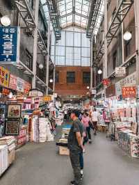 Strolling around Gwangjang Market in Seoul South Korea ✨