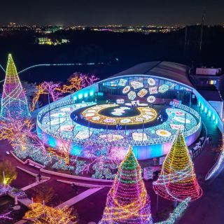 The 2023 LIGHT is LOVE Jewelry Illumination