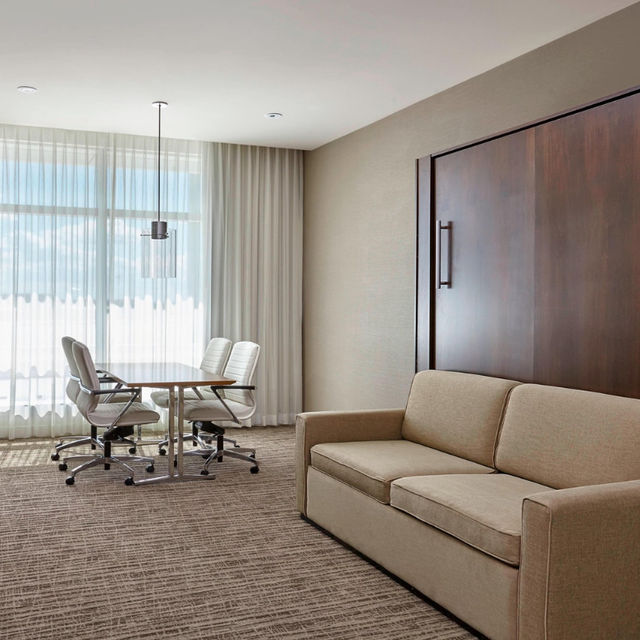 Convenience and Comfort at Calgary Airport Marriott in Terminal