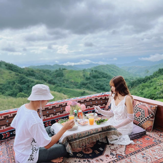 นอนรถบ้านกลางขุนเขา สุดไพรเวท Area 21 Kaokho⛰️