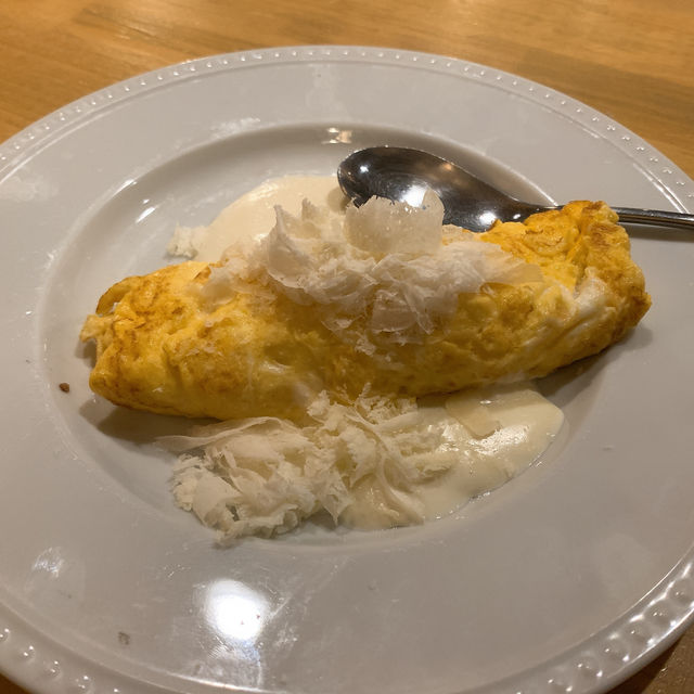 【東京🗼】牡蠣タワーとチーズが美味しい新宿のバル🦪