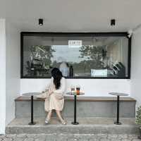 ALL Around Cafe Udon