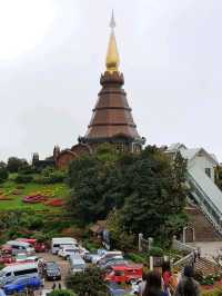 พระมหาธาตุนภเมทนีดล&พระมหาธาตุนภพลภูมิสิริ