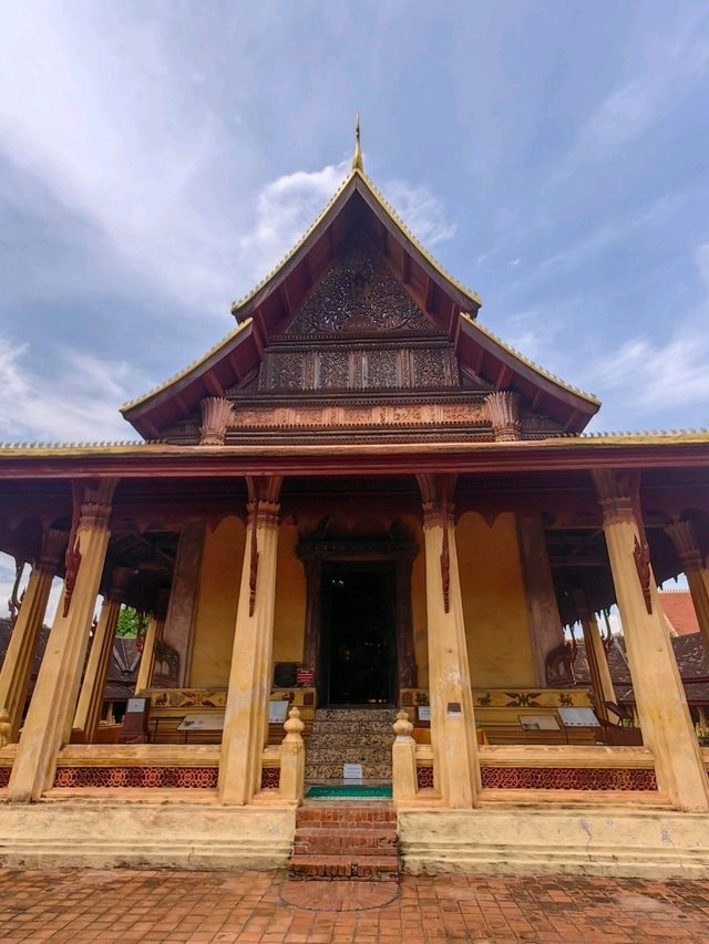 Wat Si Saket is Vientiane's Oldest Surviving Temple