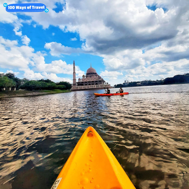 🇲🇾 Glide Across Calm Waters: Kayaking Adventures at Kelab Tasik Putrajaya 🇲🇾 Glide Across Calm Waters: Kayaking Adventures at Kelab Tasik Putrajaya