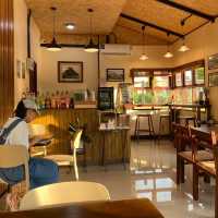 Sensha Cafe&Eatery Halal