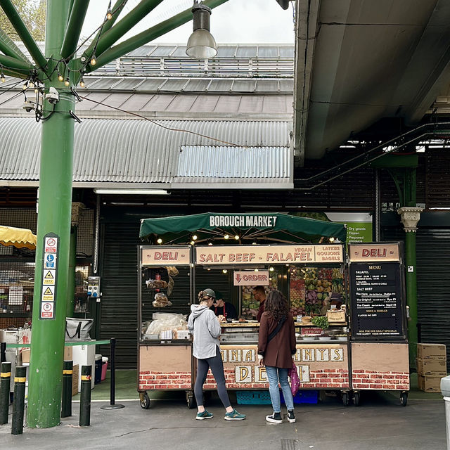 Discover the Flavors of London at Borough Market 🇬🇧