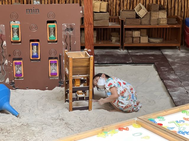Wonder Woods Co-learning space & Kids Cafe 