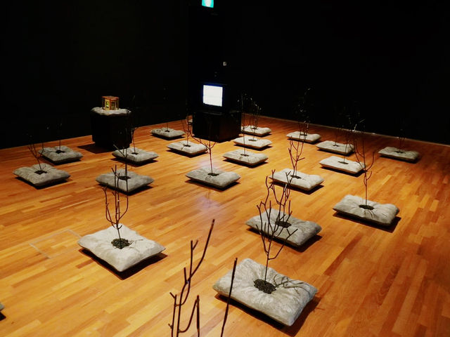 Visit National Gallery Singapore 