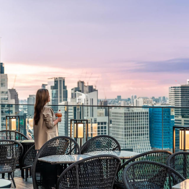โรงแรมหรู 5 ดาวย่านสาธรที่เห็นวิวเขียวๆของสวนลุมได้