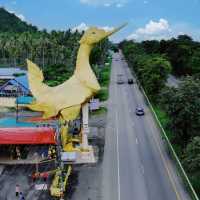หงส์ยักษ์ วัดห้วยลึก จ.ประจวบคีรีขันธ์