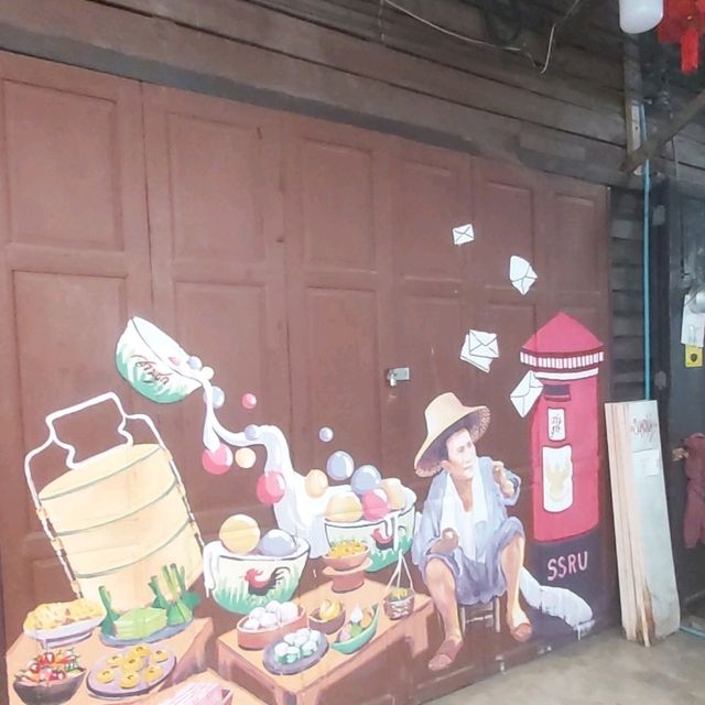 ตะลอนตลาดสามชุก ในวันธรรมดา ที่ไม่ธรรมดา