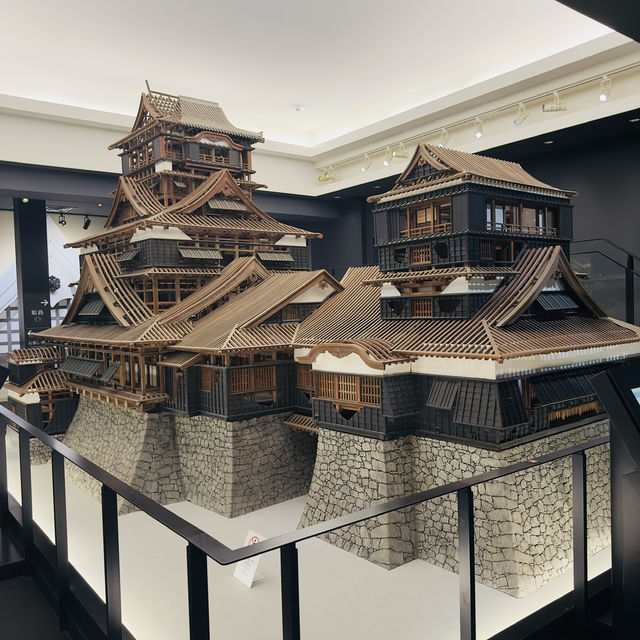 Majestic Views and Timeless Charm: My Adventure at Kumamoto Castle!