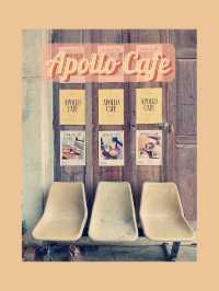 คาเฟ่ดึกเก่า :Apollo Cafe