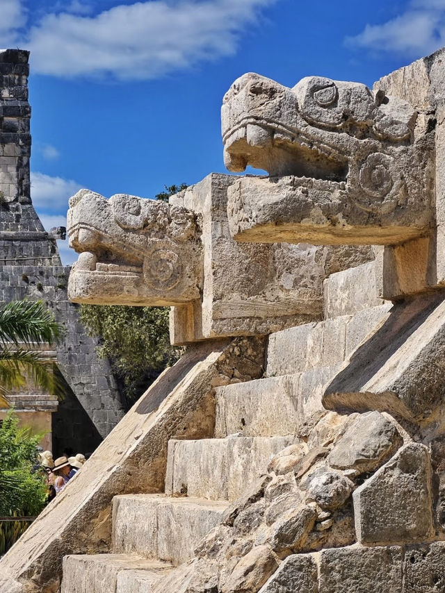 Chichen Itza: Unveiling the Secrets of the Maya Wonder
