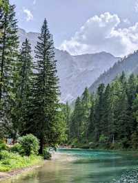 阿爾卑斯山的珍珠，東多洛米蒂的絕美景點：布萊埃斯湖 Lago di Braies