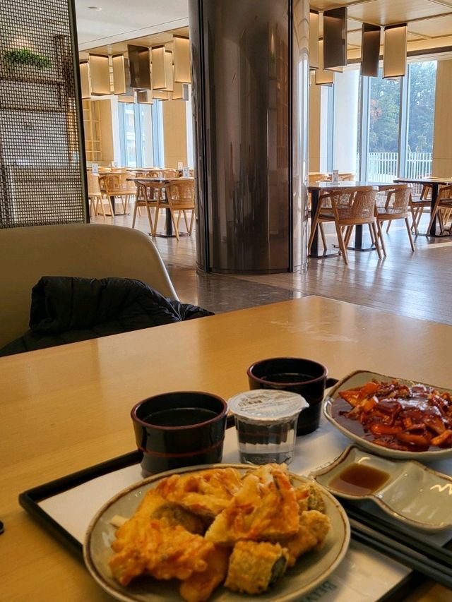벨버디어에서 즐기는 따뜻한 힐링 간식타임