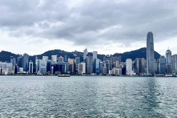 香港白天維多利亞港:日間的壯麗景色與夜晚的不同魅力|Trip.com 香港