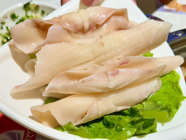 ร้านหม้อไฟสไตล์จีนโบราณที่เฉิงตู 🪭