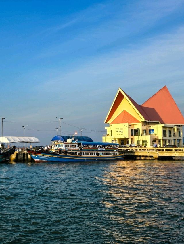 เด็กญี่ปุ่น เที่ยวเกาะลอย เมืองชลบุรี😊
