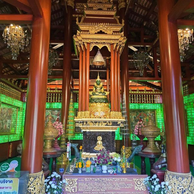วัดพระแก้ว เชียงราย คู่บ้านคู่เมือง 