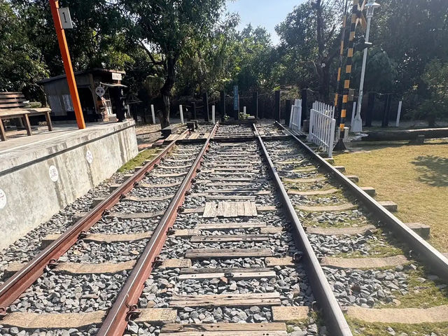 情人節好去處🤍牛稠子車站公園 🚉❤️