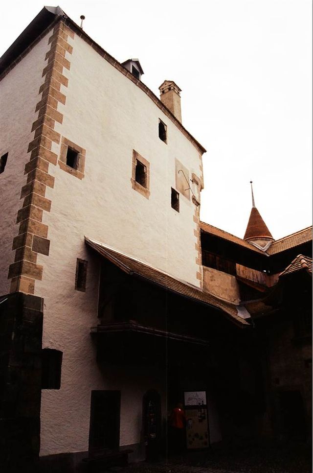 Of Water and Cheese in Switzerland — Cheateau de Chillon