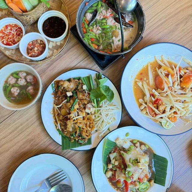 จ้ำเข่า เขาใหญ่