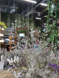 Secret Garden in the Heart of Orchard: A Hidden Oasis for Pampering and Cafe Hopping